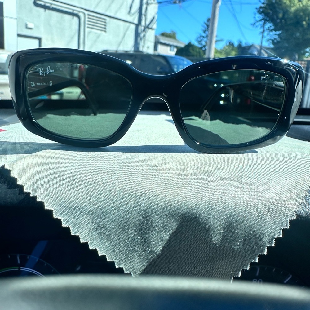 Ray-Ban Sunglasses